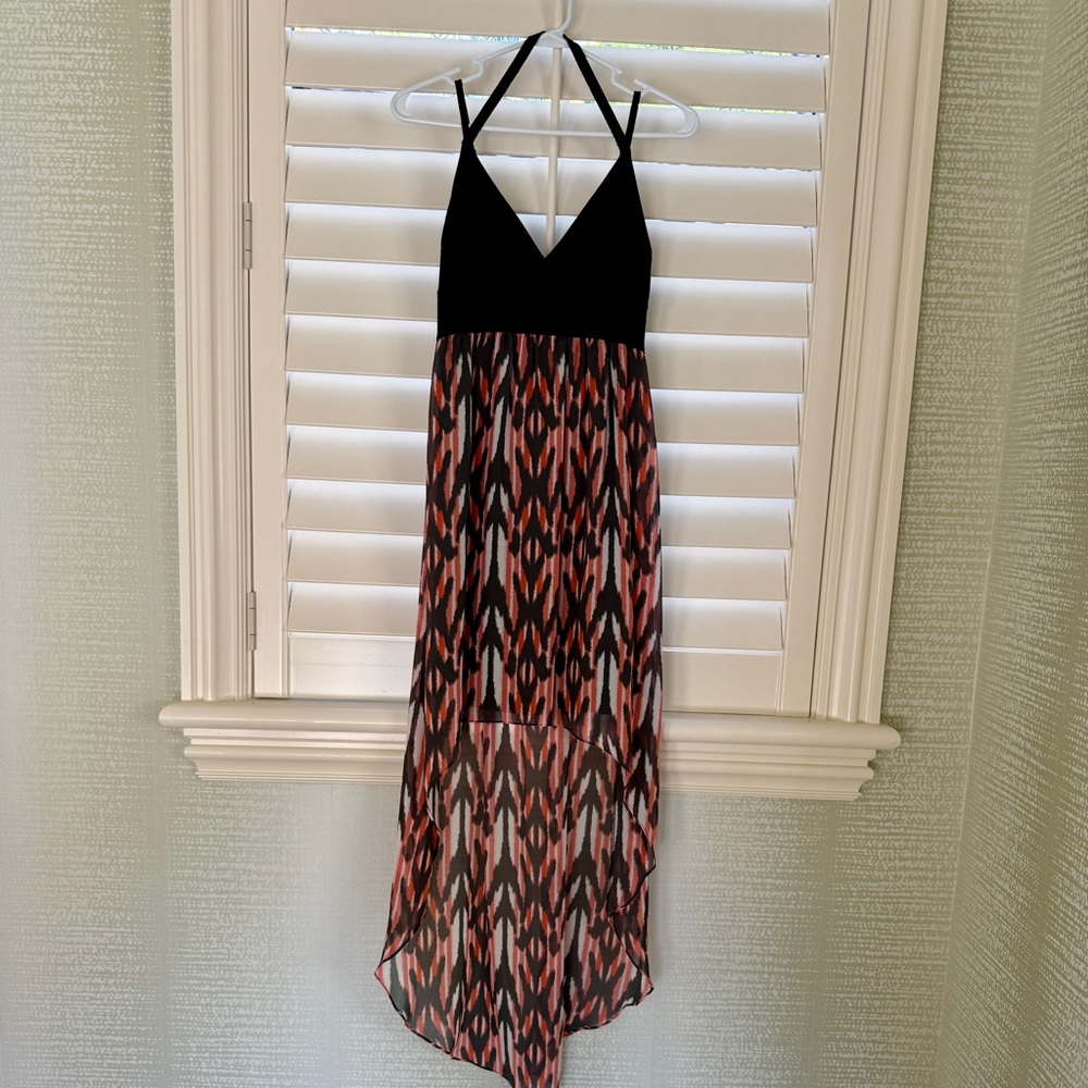 Guess Black and Coral Patterned Hi-Low Dress